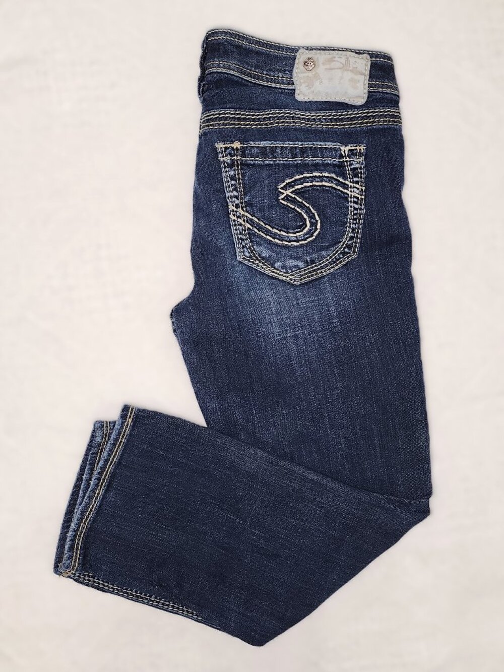 Silver Blue Jeans Aiko Capri Style